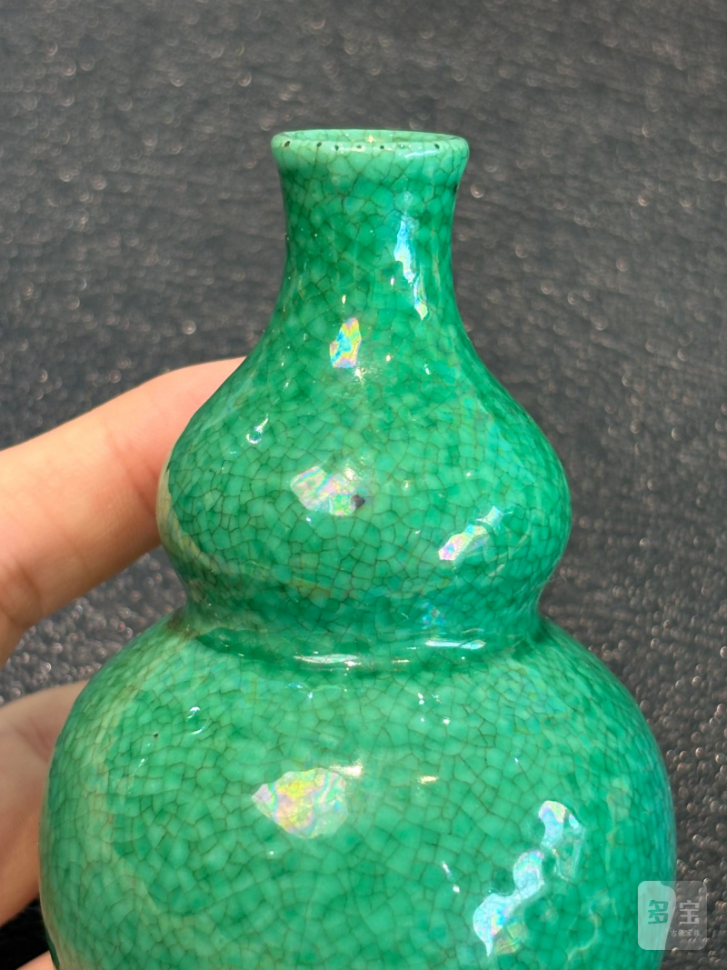 清晚期 绿哥釉葫芦瓶 - 图6